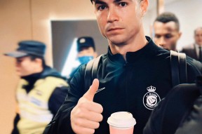 开云体育-包含C罗迎来三赛季高光表现，日本队球迷沸腾！的词条